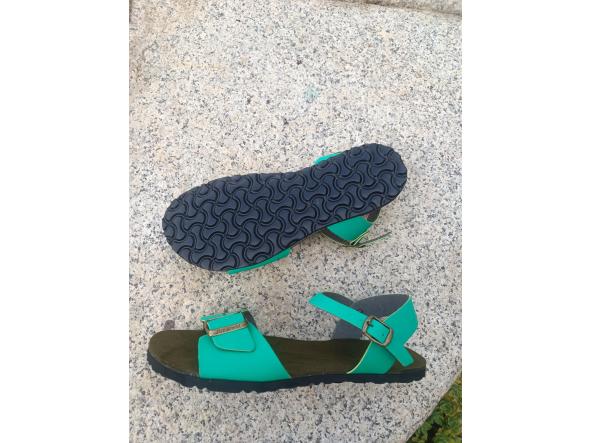 MODELO DE TRANSICION A BAREFOOT NILO color verde, Planta de 1,5 mm suede, y suelas  Eva Analco, 1 cm de grosor,  total 1,15 cm, super cómodas y flexibles.  [3]