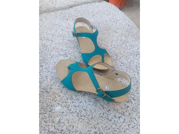 ISLA VERDE AZULADO, sandalias para mujer, sandalias veganas, eco-friendly, sin productos de origen animal, moda vegana, zapatos sostenibles, calzado ético. [1]