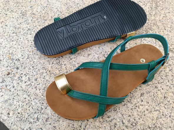 MODELO DE EDICIÓN LIMITADA: VALLE VERDE- SISTEMA BIOFLEX, PLANTA ANATOMICA Y SUELA VIBRAM Edera -, sandalias veganas, calzado vegano. [1]