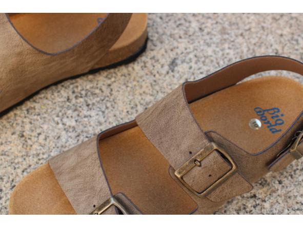 CHAD HOMBRE COLOR TAUPE ENVEJECIDO, sandalias para mujer y hombre, sandalias veganas, eco-friendly, sin productos de origen animal, moda vegana, zapatos sostenibles, calzado ético. [1]