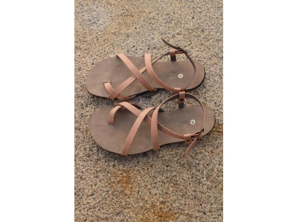 BAREFOOT HECTOR color Piel, con suela "LISK" de VIBRAM 4mm