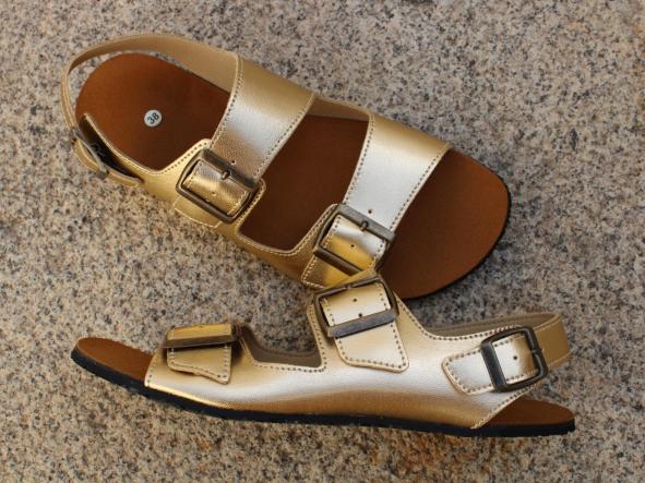 BAREFOOT CHAD color Oro, Nuevo 2026 , sandalias para mujer y hombre, calzado descalzo, sandalias veganas, eco-friendly, barefoot. [1]