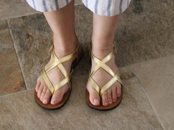 BAREFOOT HUIDOBRO color oro 26, sandalias para mujer y hombre, calzado descalzo, sandalias veganas, eco-friendly, barefoot. [1]
