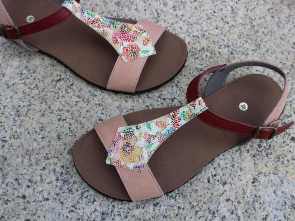 MODELO VERSALLES,  COMBINACION COLORES, SUELAS DE TRANSICION HACIA BAREFOOT DE 1CM DE GROSOR  SUELAS EVA - MODELOS DESCATALOGADOS [1]