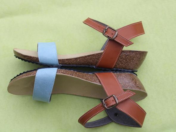 PARÍS color celeste y Tan, sandalias para mujer, sandalias veganas, eco-friendly, sin productos de origen animal, moda vegana, zapatos sostenibles, calzado ético. [3]