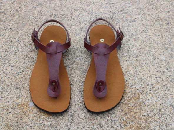 BAREFOOT PANAMÁ BURDEOS, sandalias para mujer y hombre, calzado descalzo, sandalias veganas, eco-friendly, barefoot. Plantilla oscura. [2]
