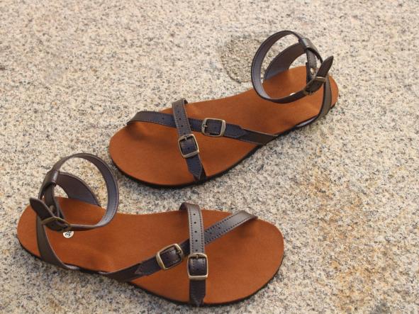BAREFOOT CAROL, MARRON CHOCOLATE. (ULTIMOS PARES HASTA FIN DE EXISTENCIAS.  [2]