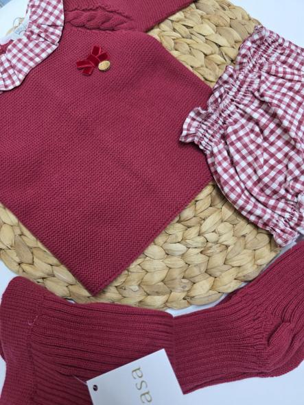 Conjunto bebé ranita Couture Rouge  en granate de Pangasa. [3]