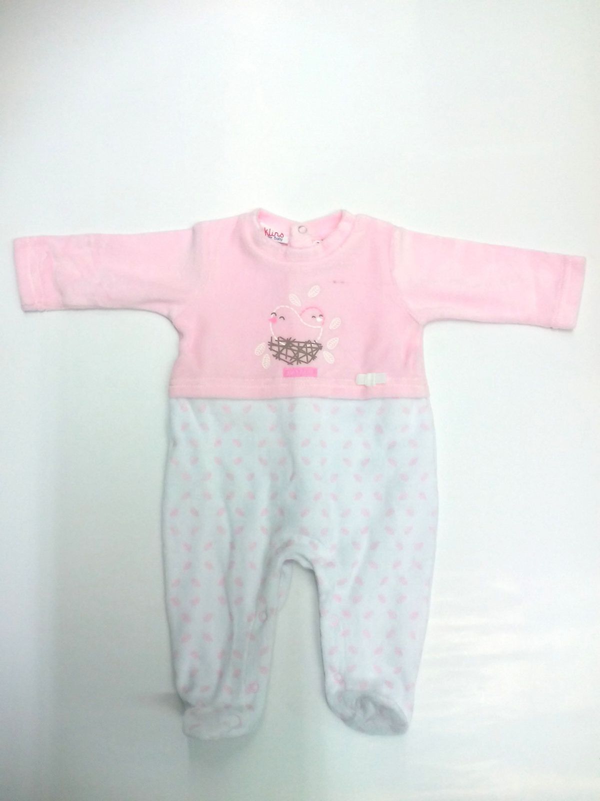 Pijama bebé rosa de Klins .