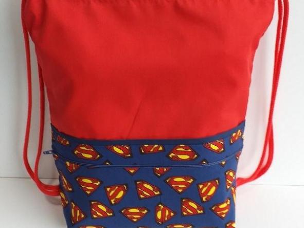 Petate logo Superman.