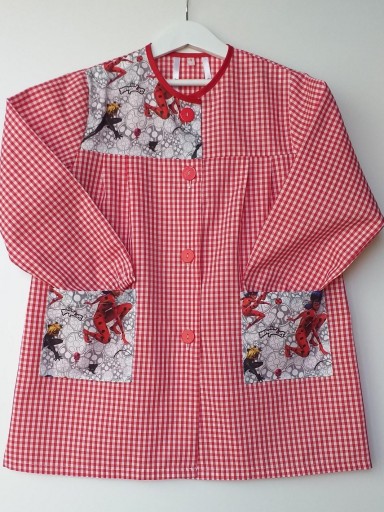 Bata Ladybug vichy rojo