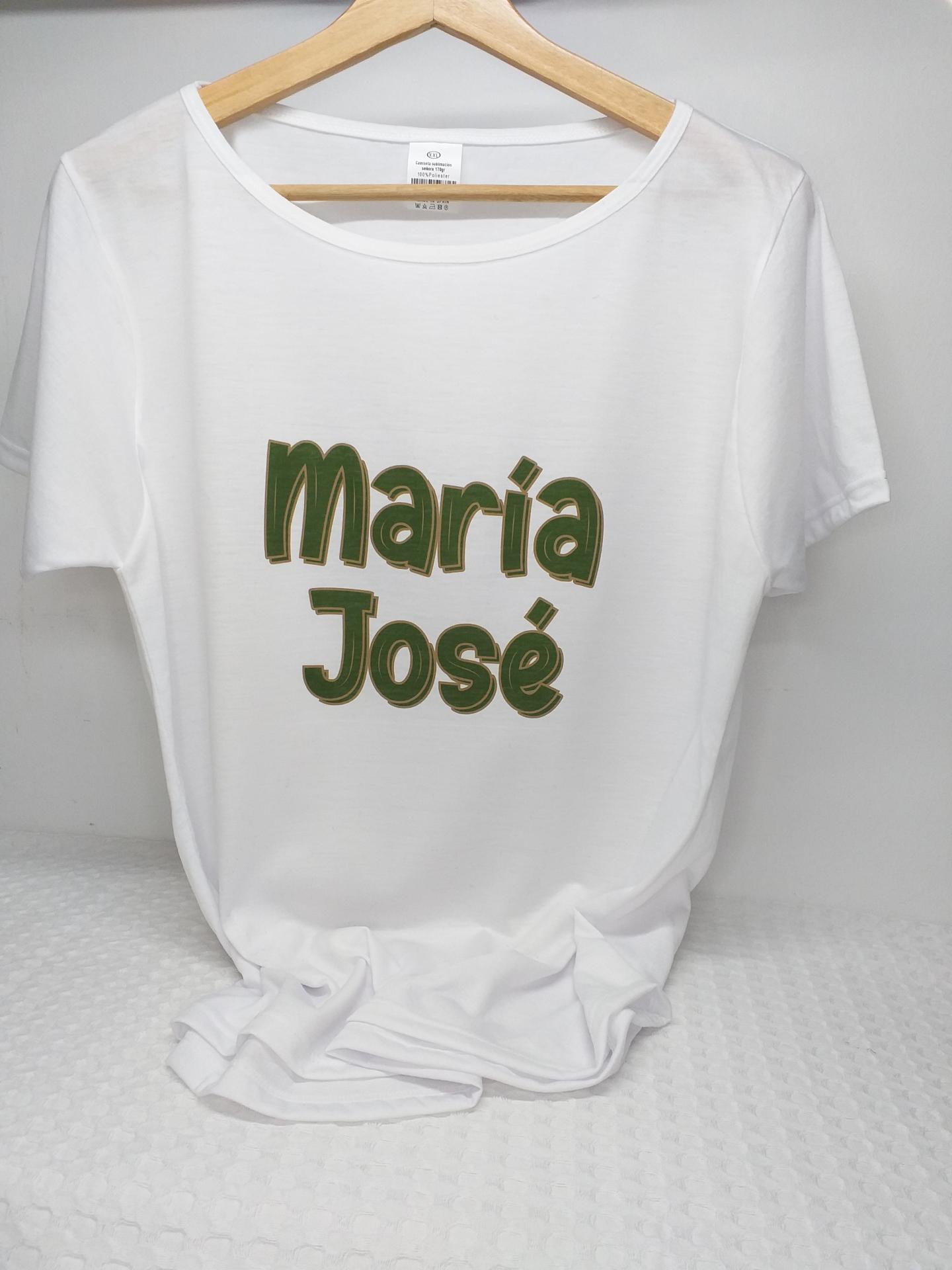 Toalla personalizada María José para bebe
