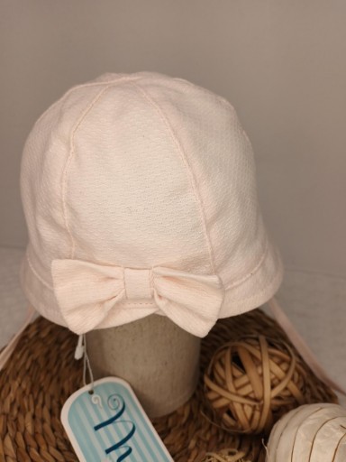 Gorro bebé salmón. [1]