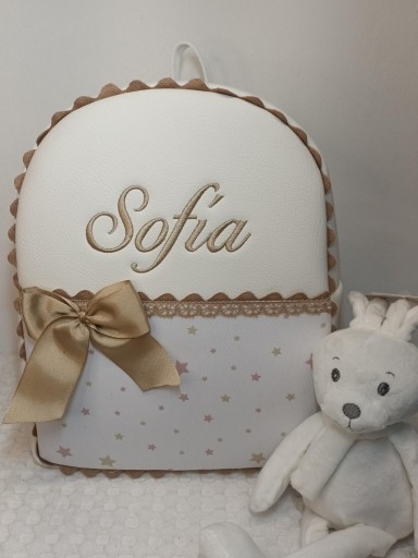 Mochila Estrellas Maquillaje y Camel.