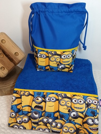 Toalla . bolsa merienda Minions. [1]