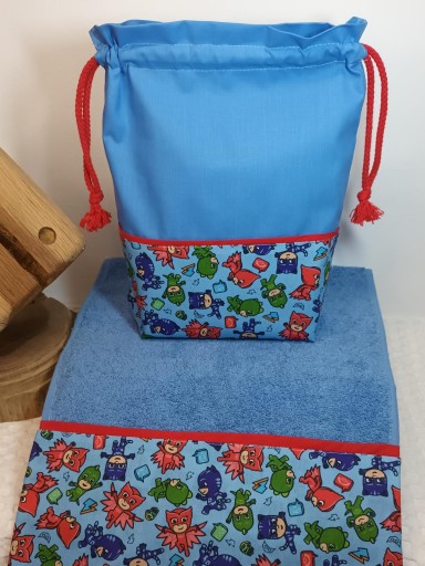 Toalla - bolsa merienda Pjmasks. [2]