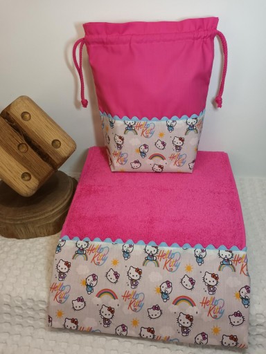 Toalla - bolsa merienda Hello Kitty