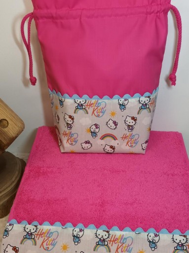 Toalla - bolsa merienda Hello Kitty [2]