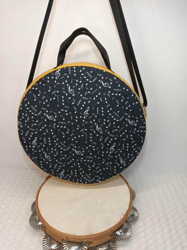 Funda Pandereta Mostaza y Notas Musicales.  [1]