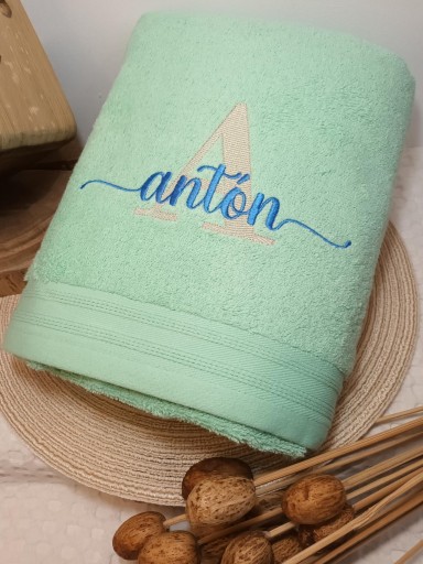 Toalla Antón. [2]