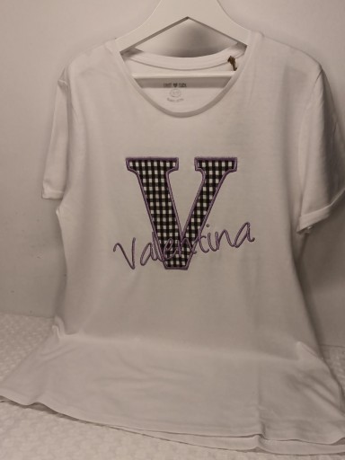 Camiseta Valentina. [1]