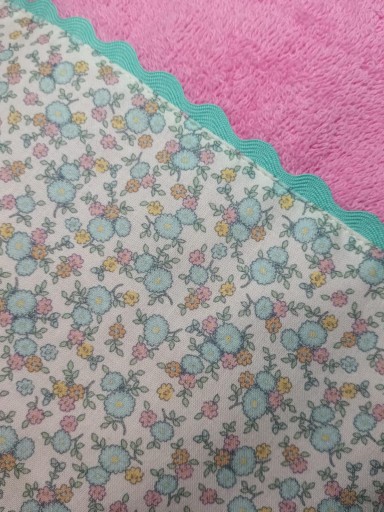 Capazo y toalla Flor Adelle. [3]