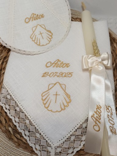 Pañuelo, babero y vela de Bautizo  [3]