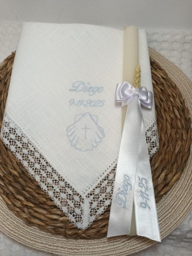 Pañuelo y vela bordado azul [1]