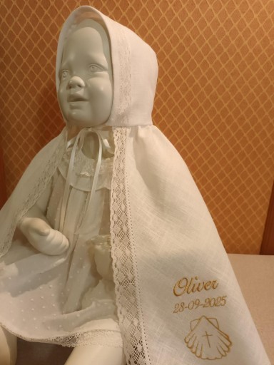 Capa de Bautizo crudo bordada