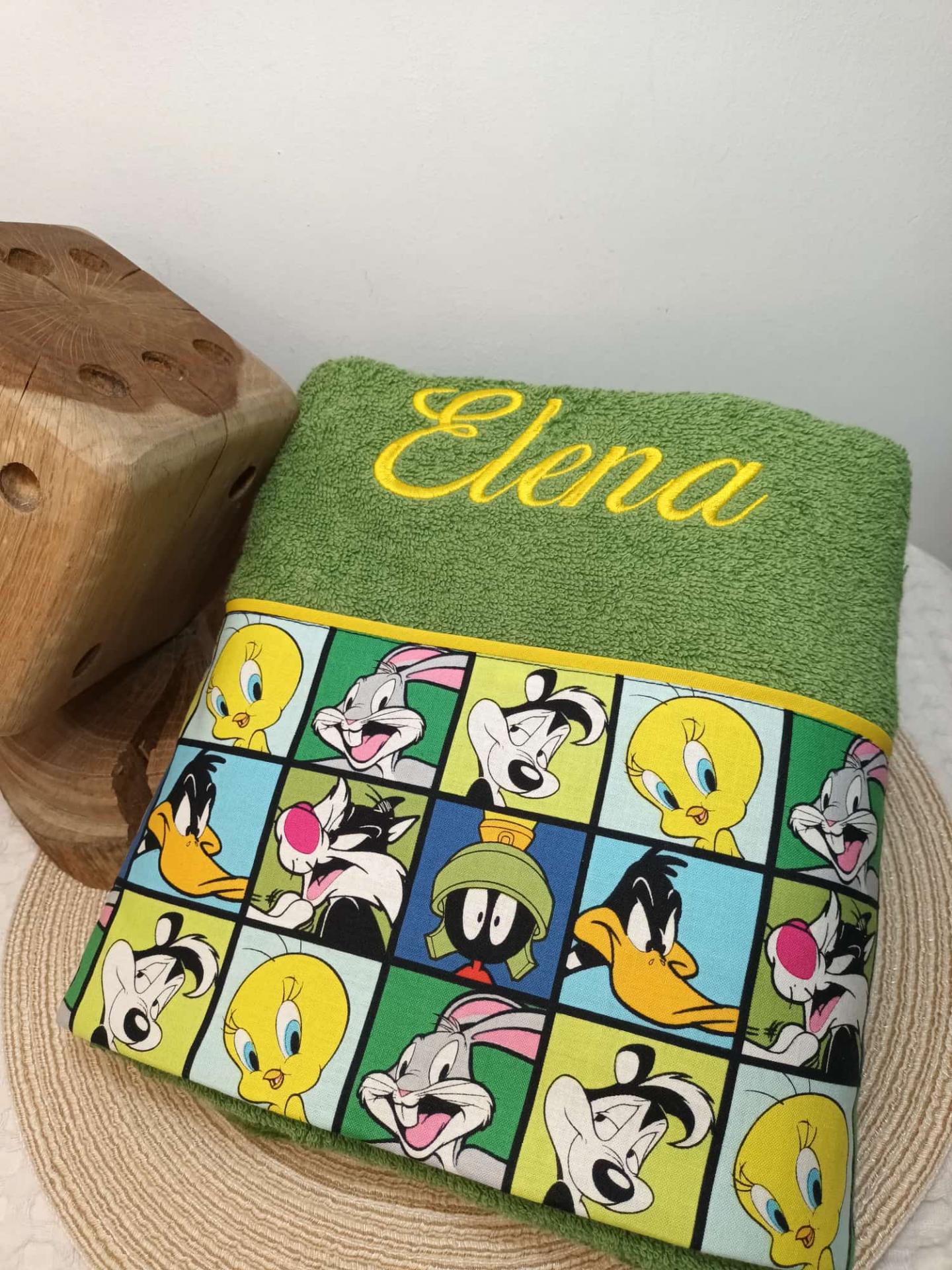 Toalla Looney Tunes.