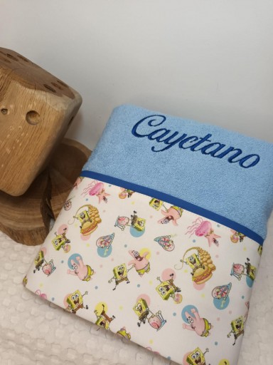 Toalla celeste Bob Esponja