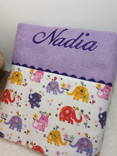 Toalla Elefantes. [1]