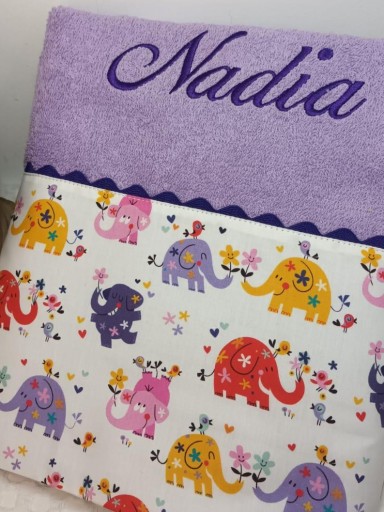 Toalla Elefantes. [2]