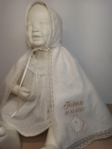 Capa Bautizo Concha y Cruz 818 [3]