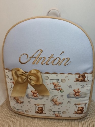 Mochila Osito en el Columpio. [2]