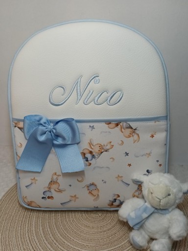 Mochila Conejo con Globos.