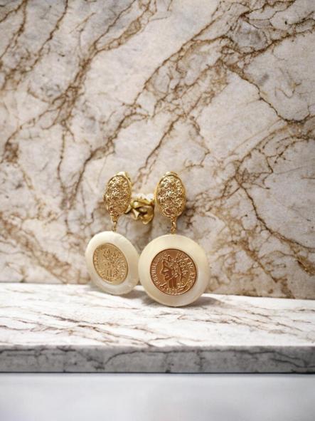 Pendientes Moneda