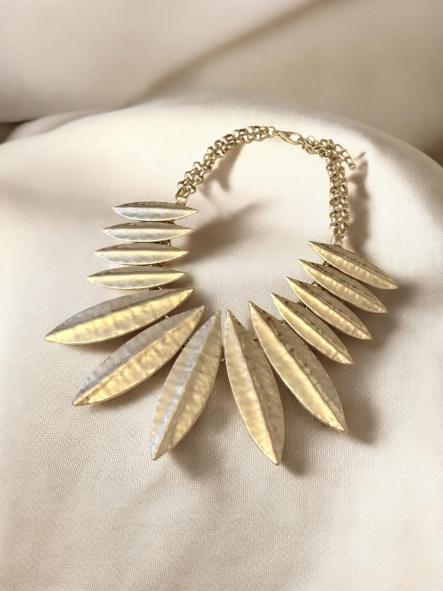 Collar