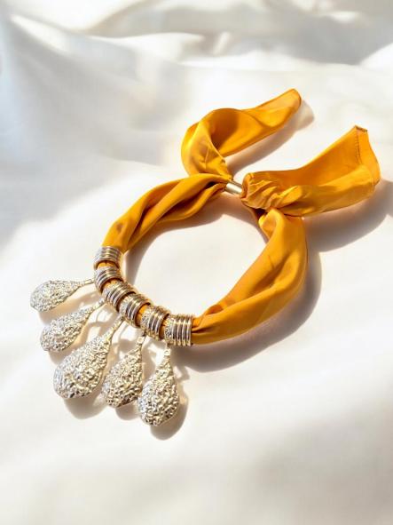 Collar Lazo Mostaza