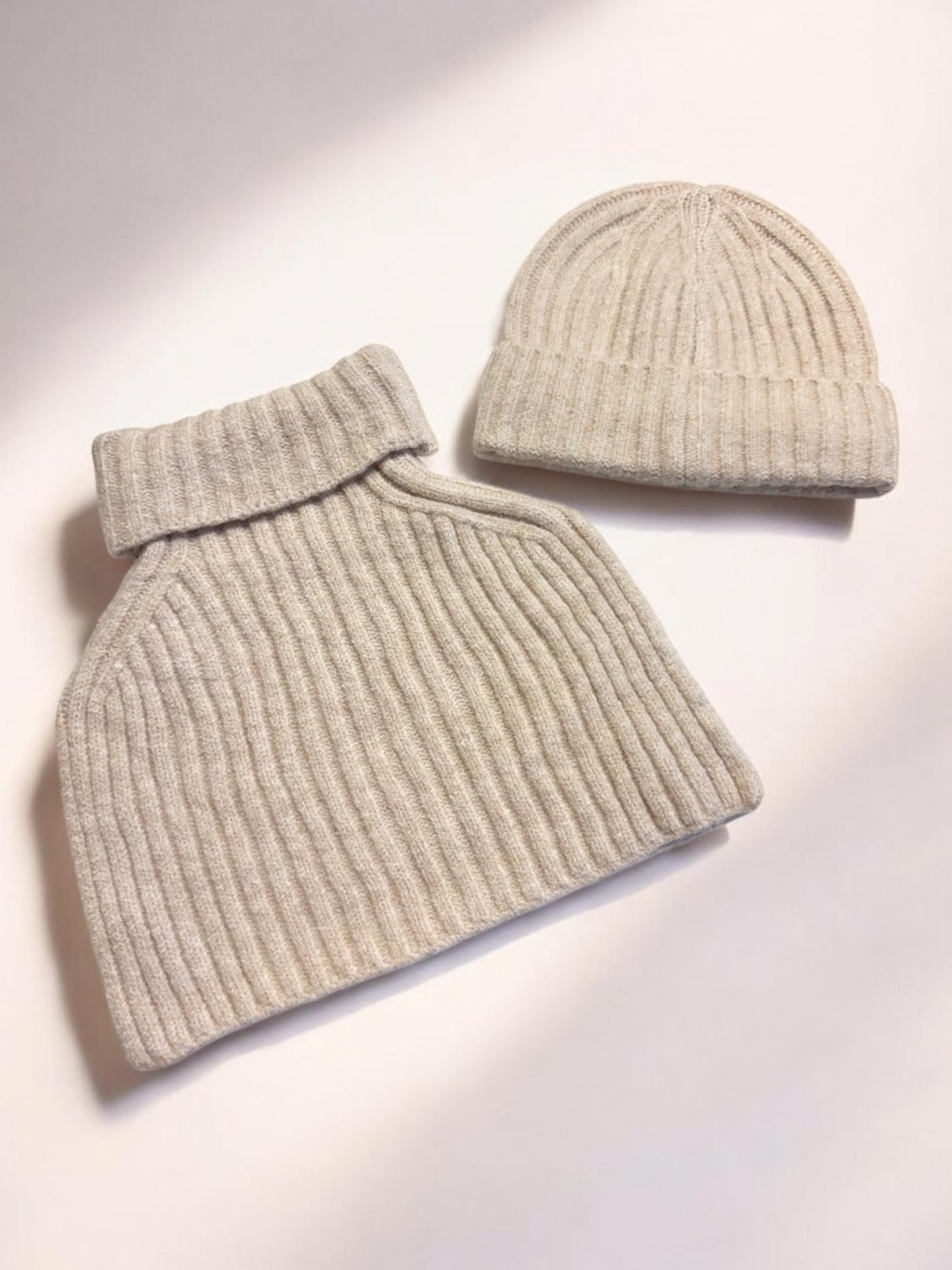 Conjunto Cuello Apricot Beige