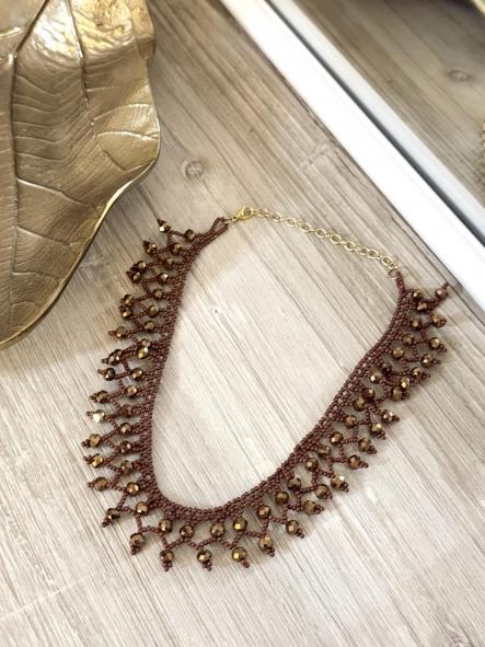 Collar Marrón 