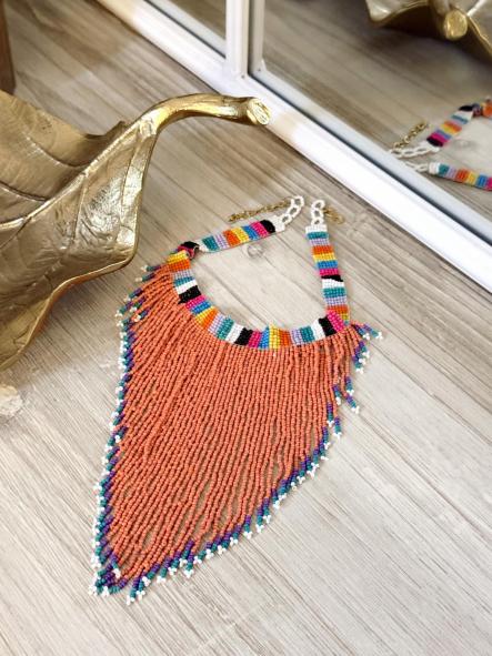 Collar Tribal Salmón