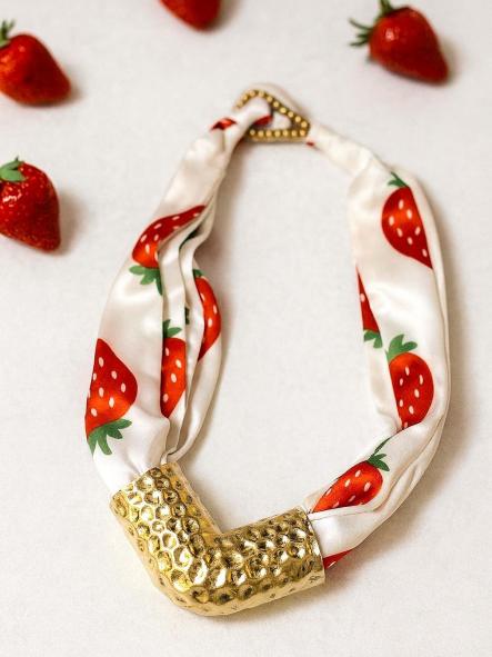 Collar Lazo Fresas
