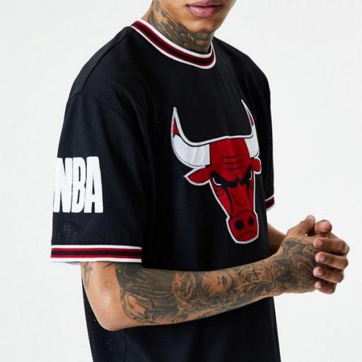 NEW ERA Camiseta Chicago Bulls NBA Oversized Applique Black [1]