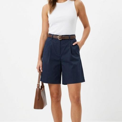 Bermuda Valeria  [0]