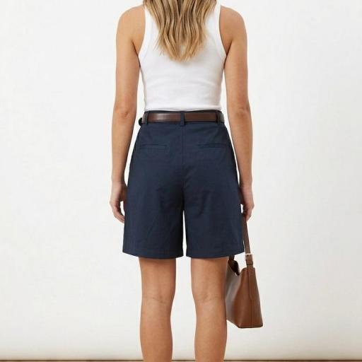 Bermuda Valeria  [2]