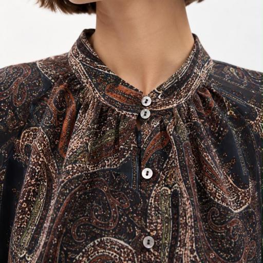 Blusa Persa  [1]