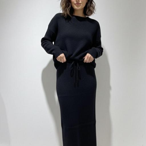 Falda punto Negro [1]