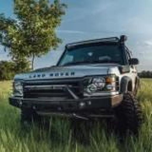 Land Rover Discovery D2 con luces LED diurnas (DRL) PARAGOLPES DELANTERO PARA CABRESTANTE DISCOVERY 2 (HYENA4X4) [3]