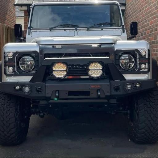 PARAGOLPES DELANTERO DEFENDER CON CABRESTANTE 4 LUCES LED (ACERO O ALUMINIO) (HYENA4X4) [0]